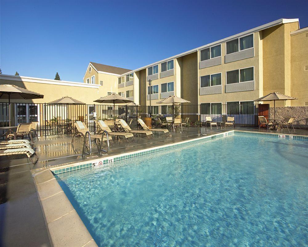 Courtyard By Marriott Sacramento Cal Expo Otel Dış mekan fotoğraf