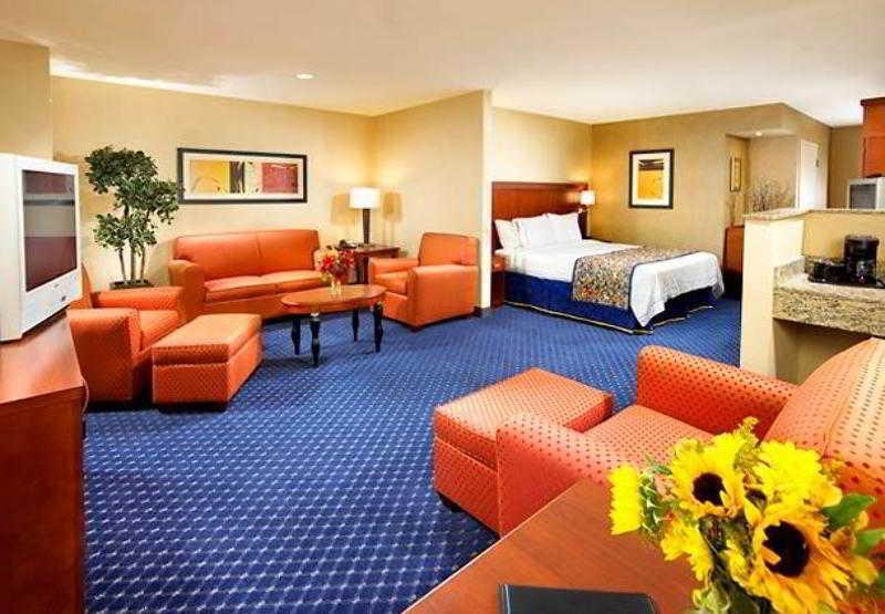 Courtyard By Marriott Sacramento Cal Expo Otel Dış mekan fotoğraf