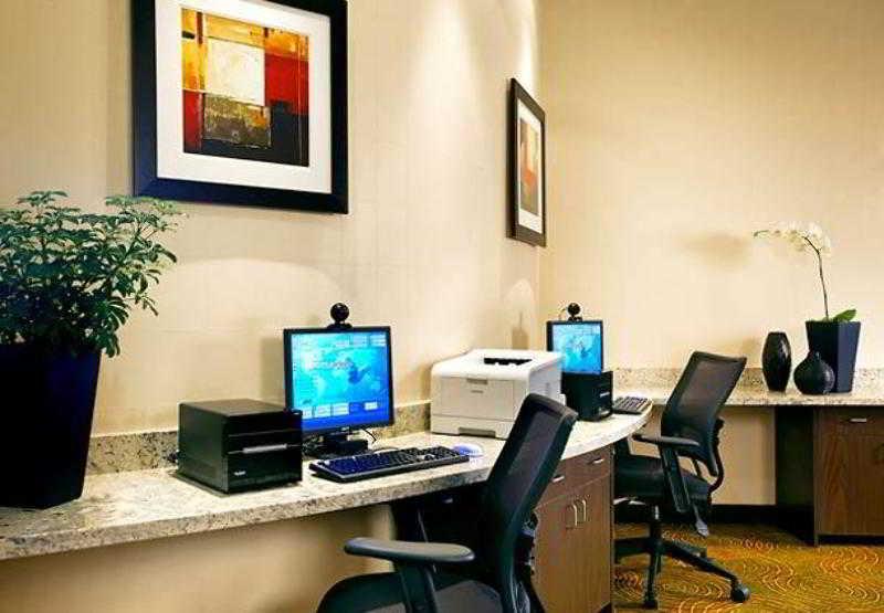 Courtyard By Marriott Sacramento Cal Expo Otel Dış mekan fotoğraf